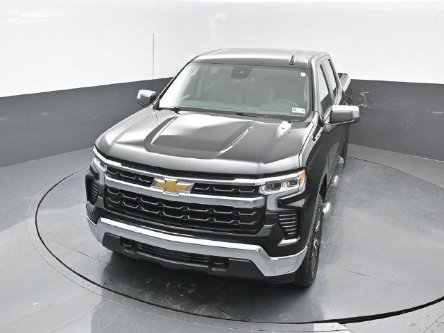 Used 2024 Chevrolet Silverado 1500 LT AWD/4WD image 19