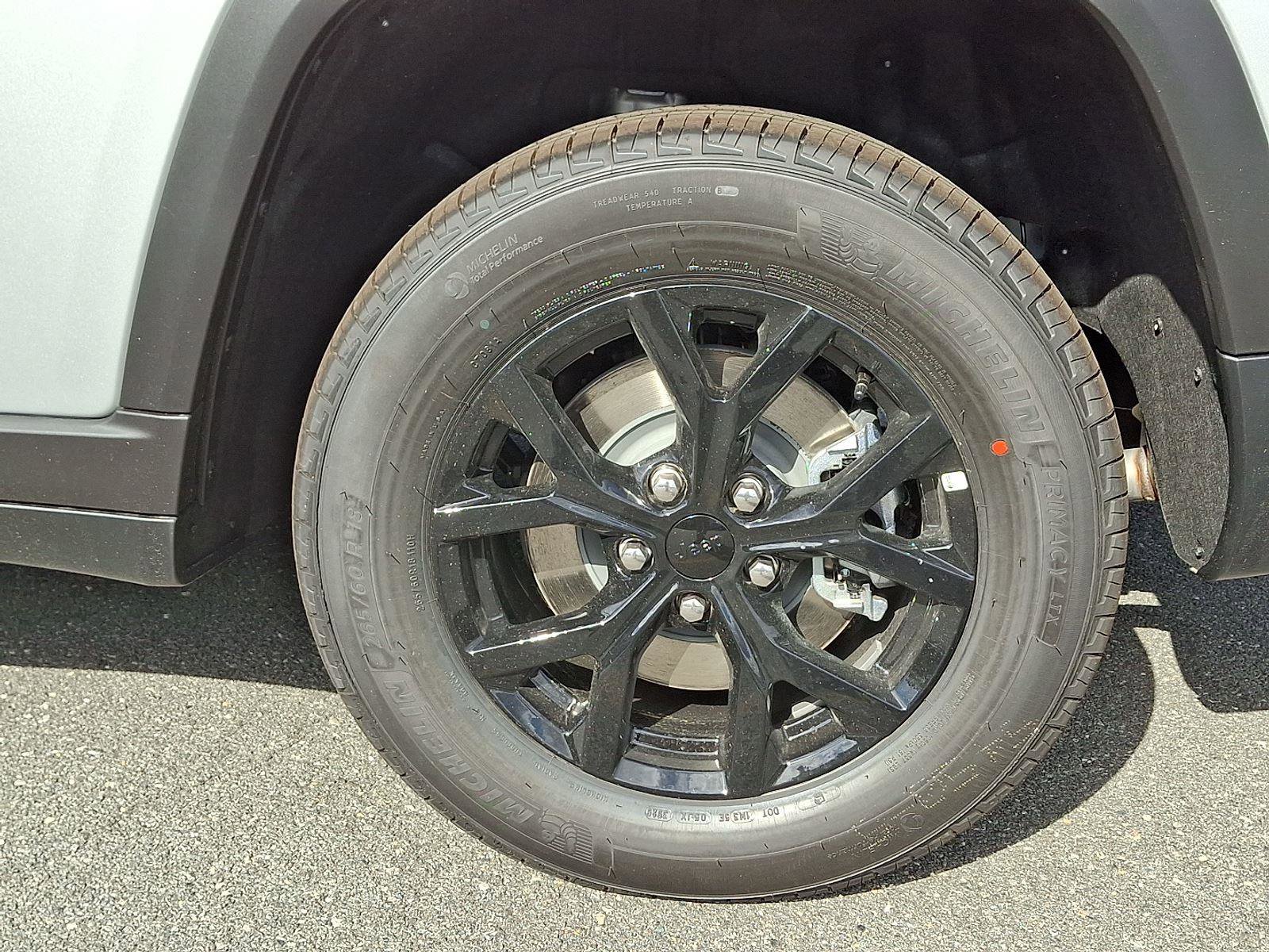 New 2025 Jeep Grand Cherokee L Altitude image 5