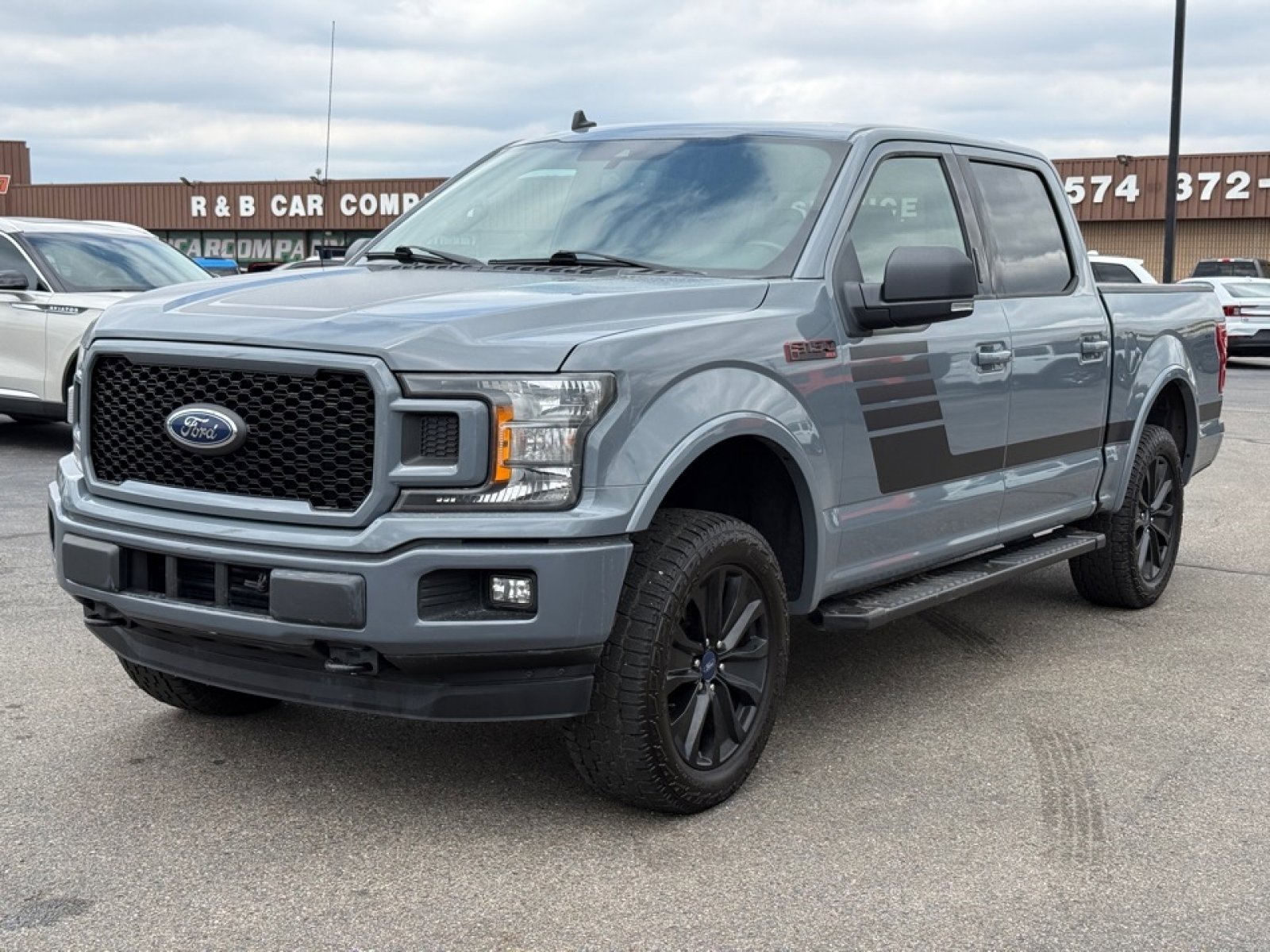 Used 2019 Ford F150 XLT w/ Equipment Group 302A Luxury AWD/4WD image 4