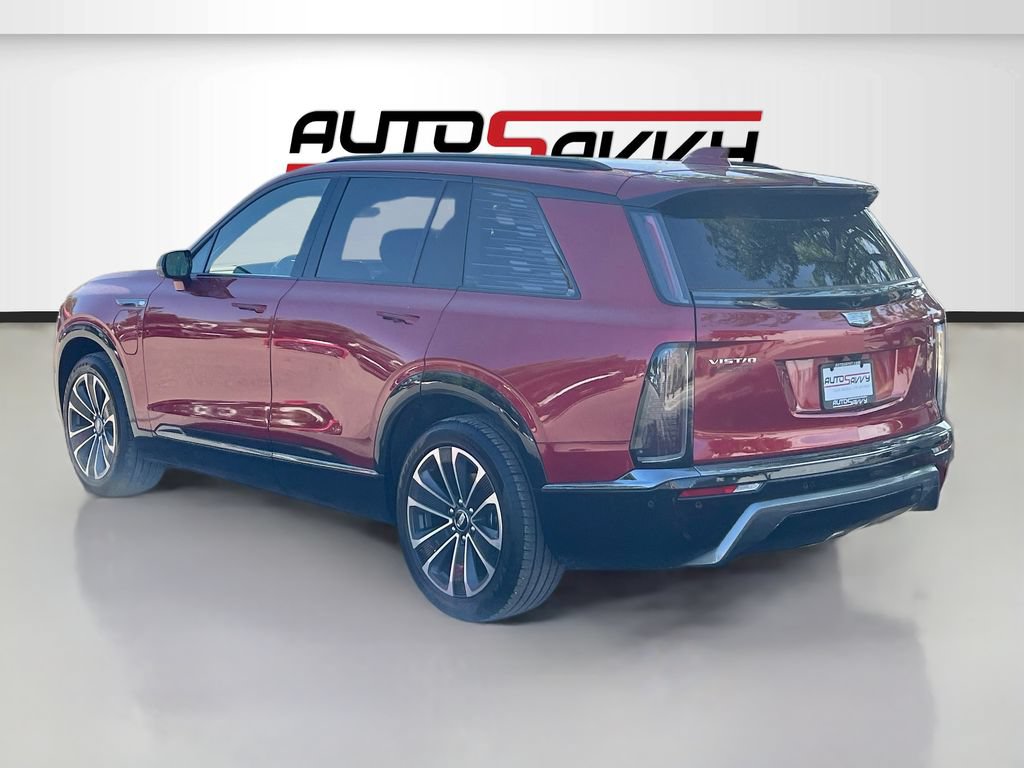 Used 2026 Cadillac Vistiq Sport w/ LPO, Floor Liner Package AWD/4WD image 5