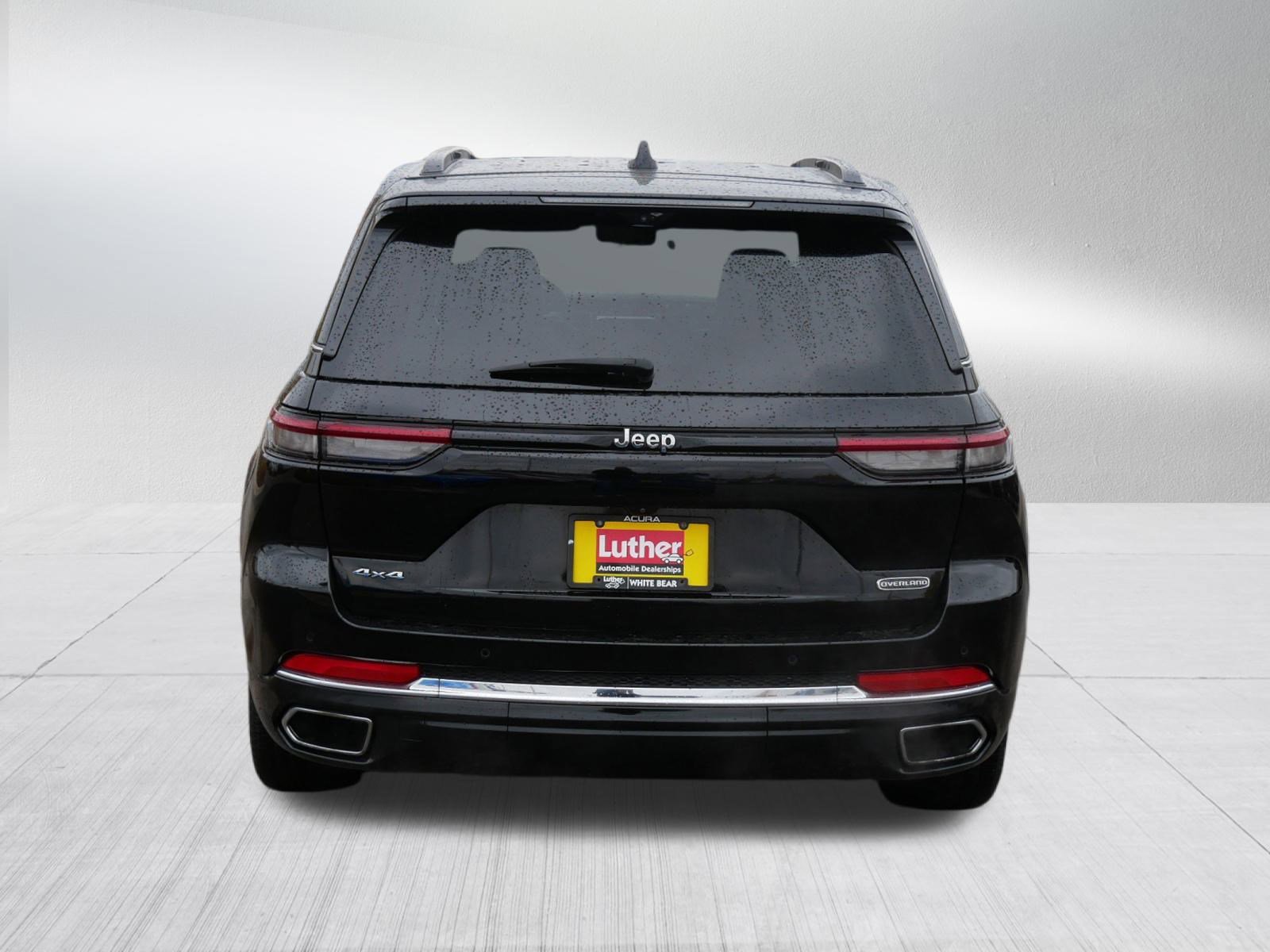 Used 2022 Jeep Grand Cherokee Overland w/ Luxury Tech Group IV image 6