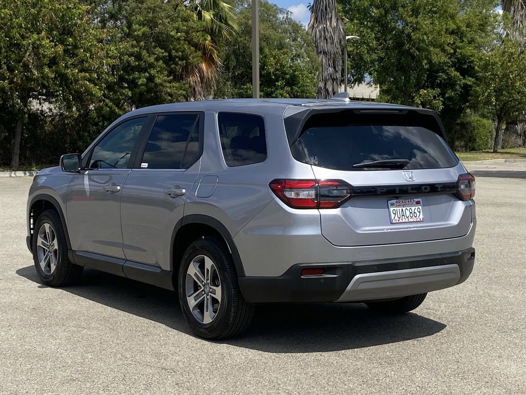 Used 2025 Honda Pilot EX-L image 41