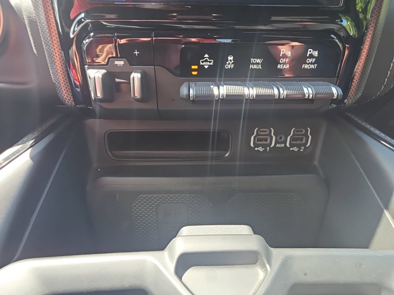 Used 2022 RAM 1500 Limited w/ Body Color Bumper Group RWD image 28