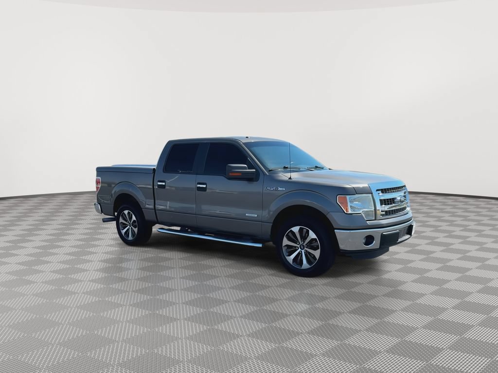 Used 2013 Ford F150 XLT w/ Luxury Equipment Group RWD image 2