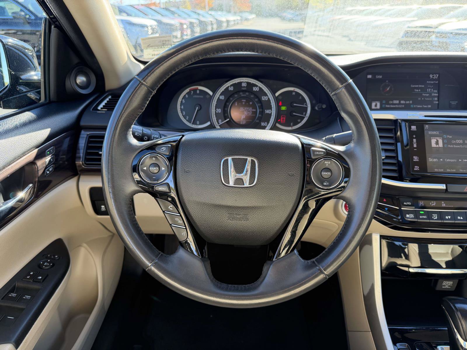 Used 2016 Honda Accord EX-L image 9