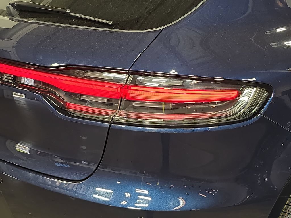 Used 2020 Porsche Macan S AWD/4WD image 30