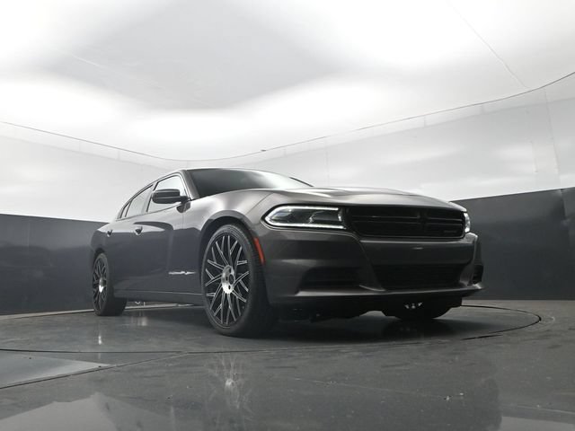 Used 2019 Dodge Charger SXT w/ Leather Interior Group RWD image 27