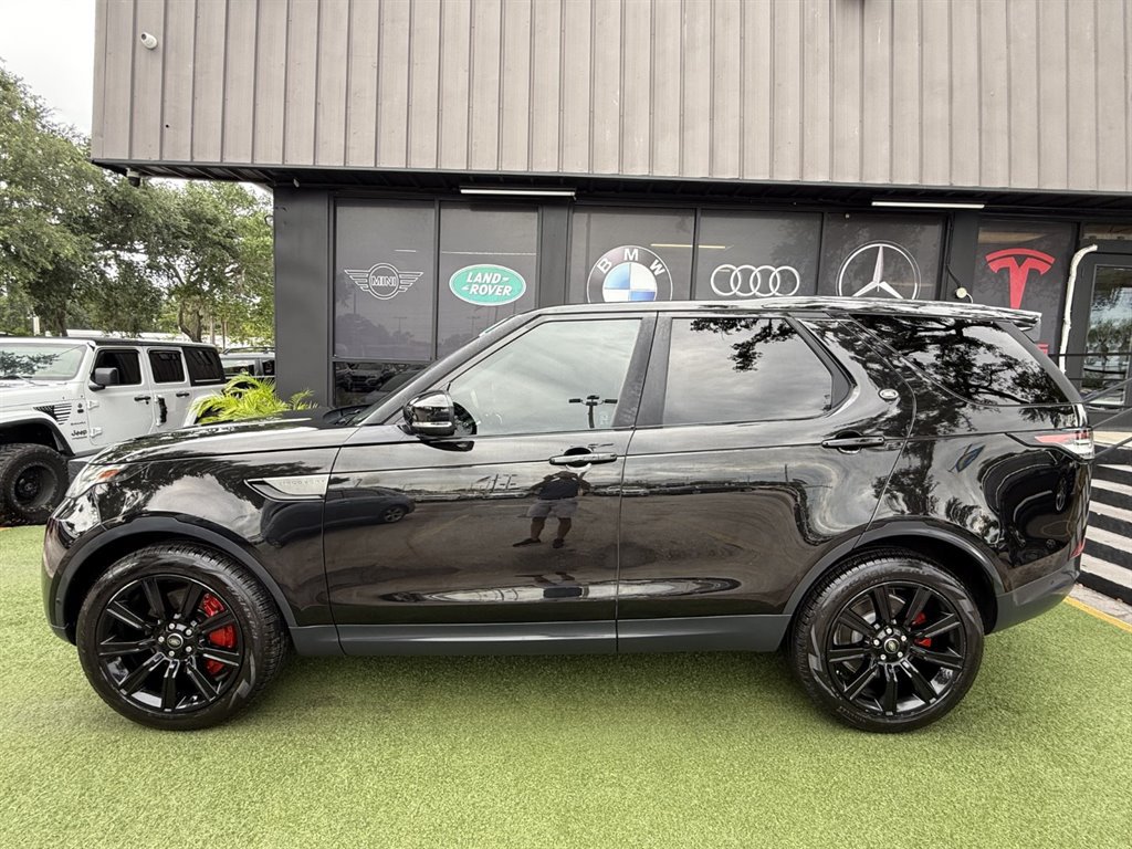 Used 2019 Land Rover Discovery SE AWD/4WD image 7