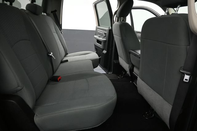 Used 2019 RAM 1500 Classic SLT RWD image 2