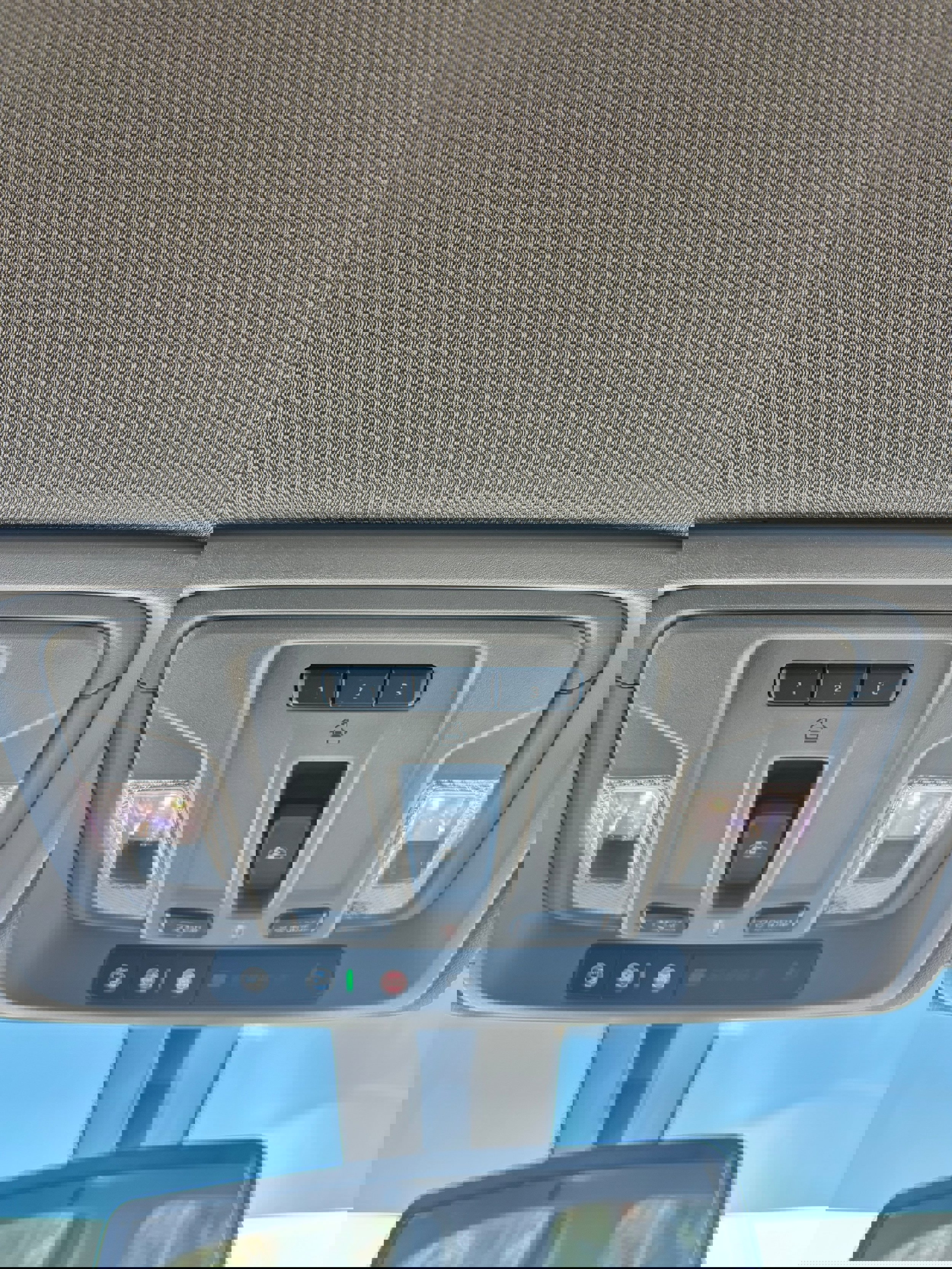 Used 2022 GMC Sierra 2500 SLT w/ SLT Premium Package image 20