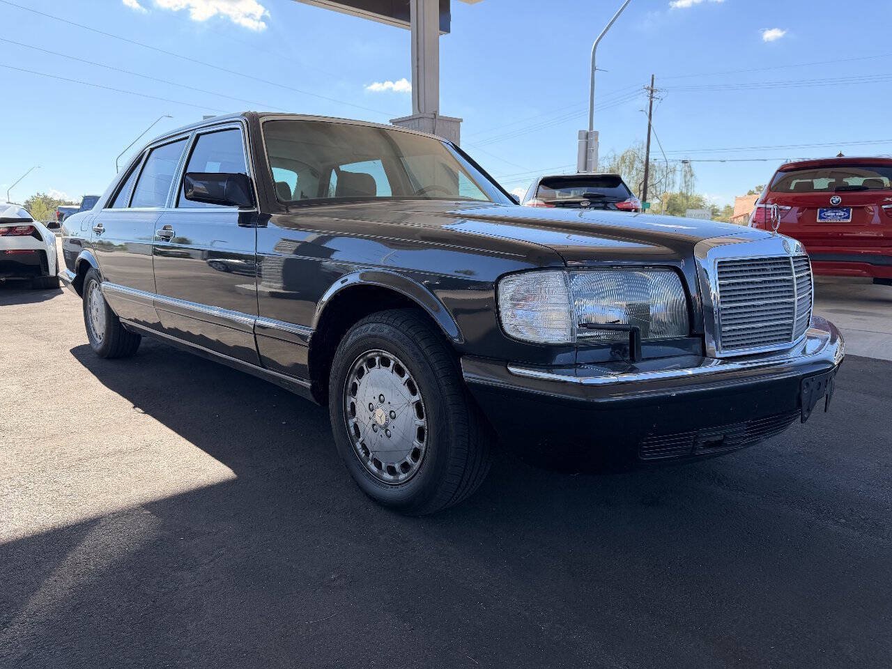 Used 1987 Mercedes-Benz 560 SEL image 1