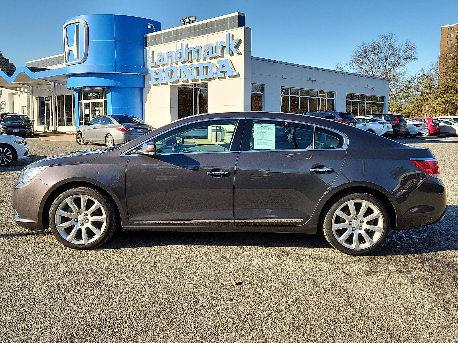 Used 2013 Buick LaCrosse Touring image 7