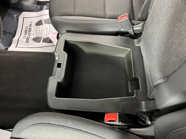 Used 2025 Chevrolet Silverado 1500 LT RWD image 32