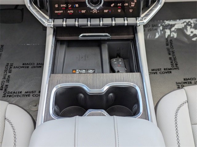 Used 2024 GMC Acadia Denali image 18