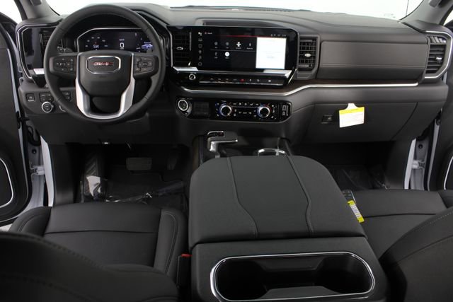 New 2026 GMC Sierra 1500 SLT image 10