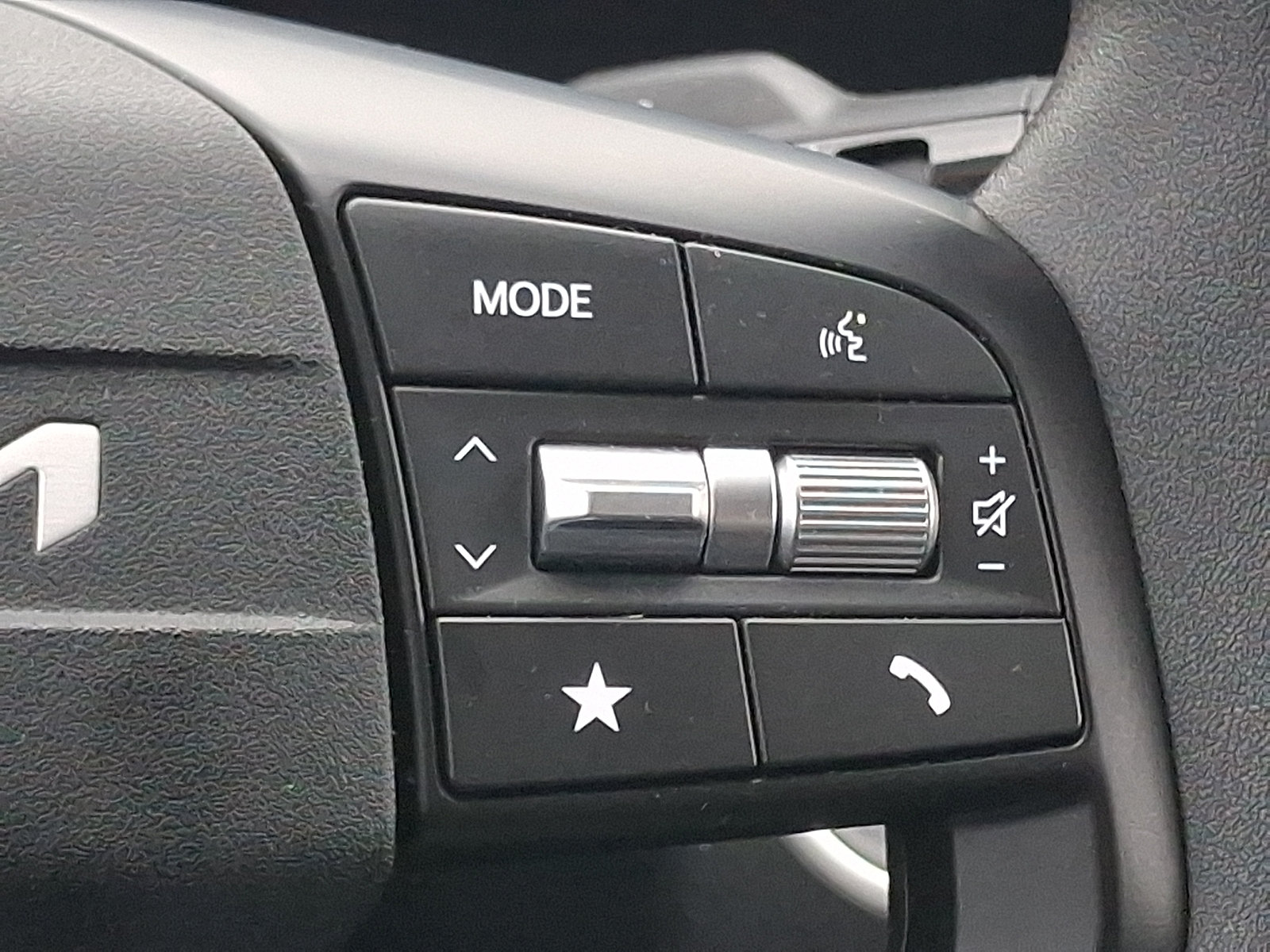 Used 2025 Kia K4 FWD image 22