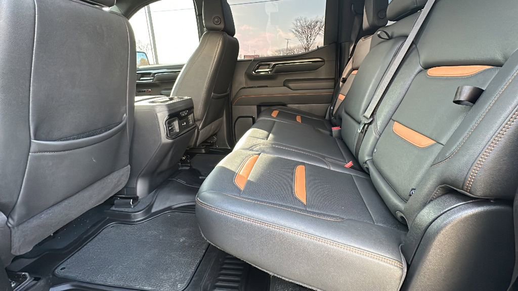 Used 2023 GMC Sierra 1500 AT4 AWD/4WD image 15