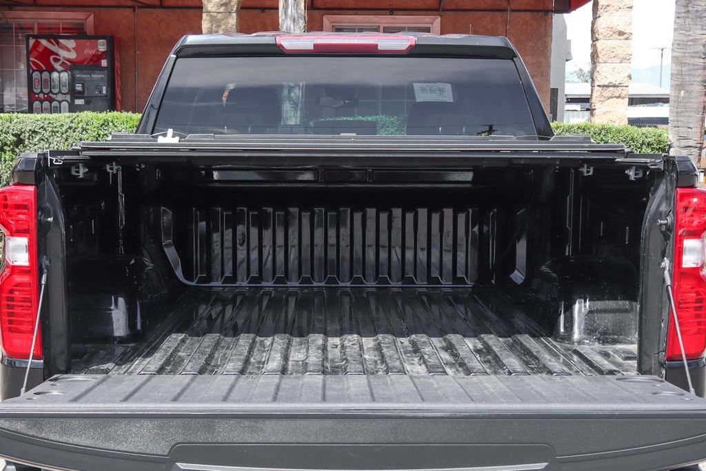 Used 2023 Chevrolet Silverado 1500 Custom AWD/4WD image 9