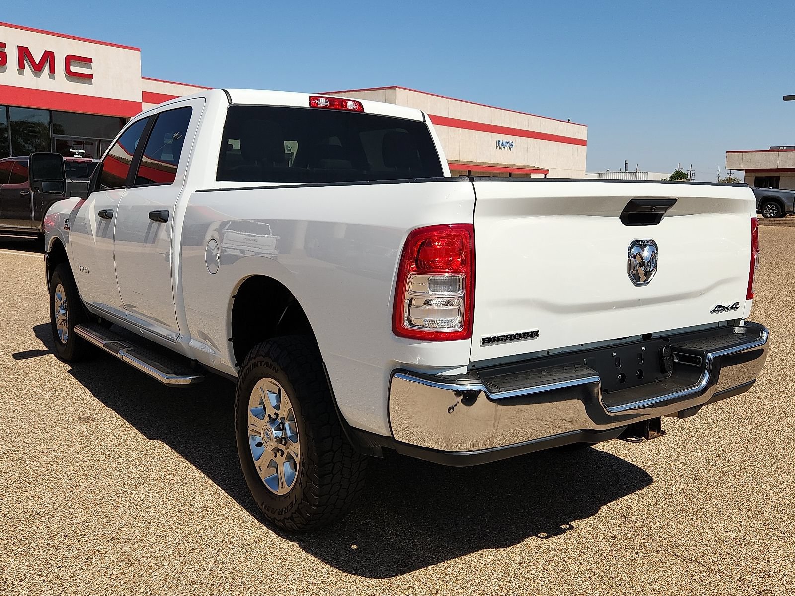 Used 2024 RAM 2500 Big Horn AWD/4WD image 3