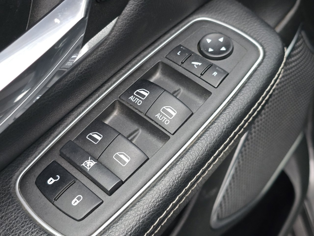 Used 2022 RAM 1500 Laramie image 26