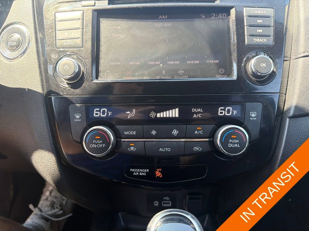 Used 2018 Nissan Rogue SV AWD/4WD image 27