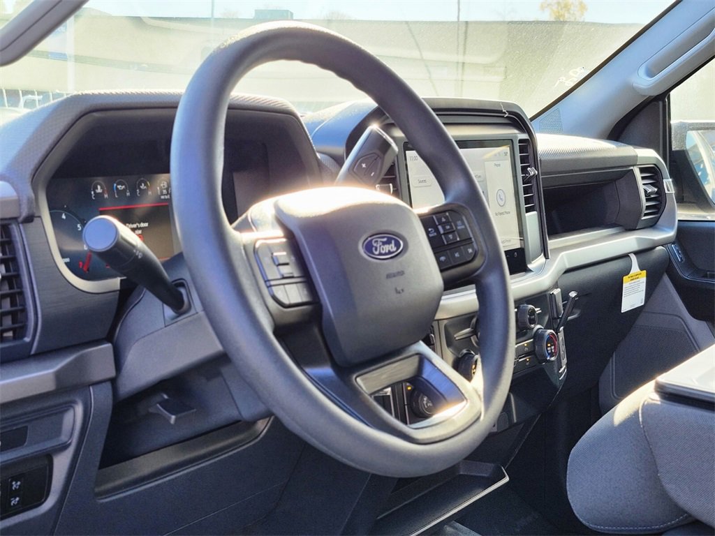 New 2025 Ford F150 XL w/ Equipment Group 103A High image 18