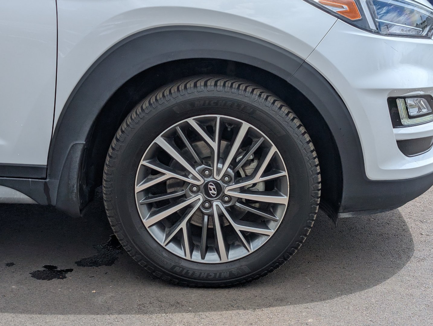 Used 2020 Hyundai Tucson Ultimate w/ Cargo Package AWD/4WD image 8