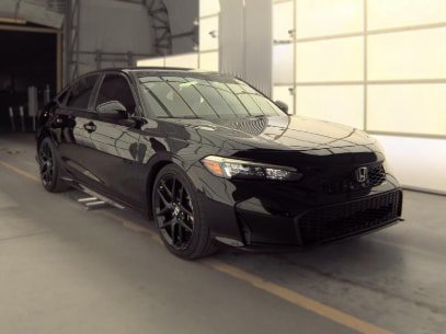 Used 2025 Honda Civic Sport image 4