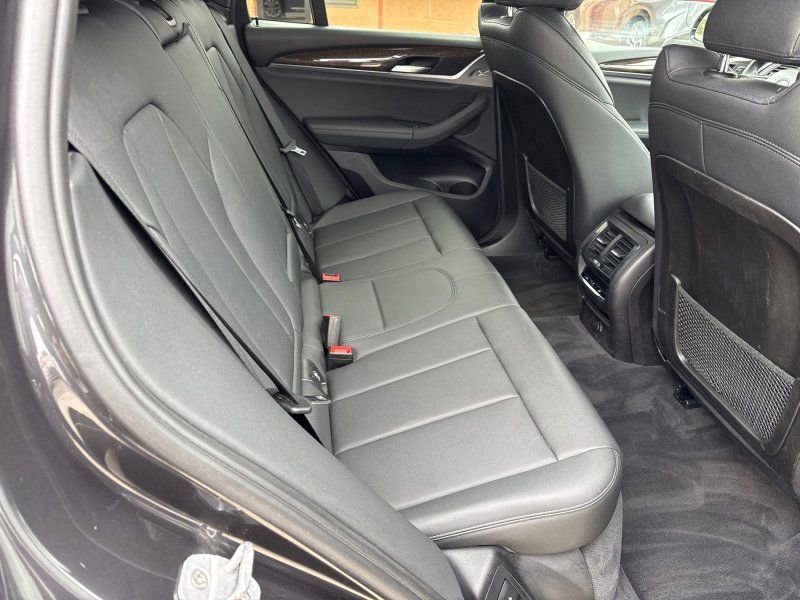 Used 2018 BMW X3 xDrive30i image 13