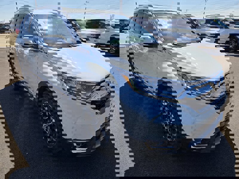 Used 2019 Honda CR-V Touring image 1
