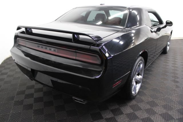 Used 2014 Dodge Challenger R/T Plus RWD image 9