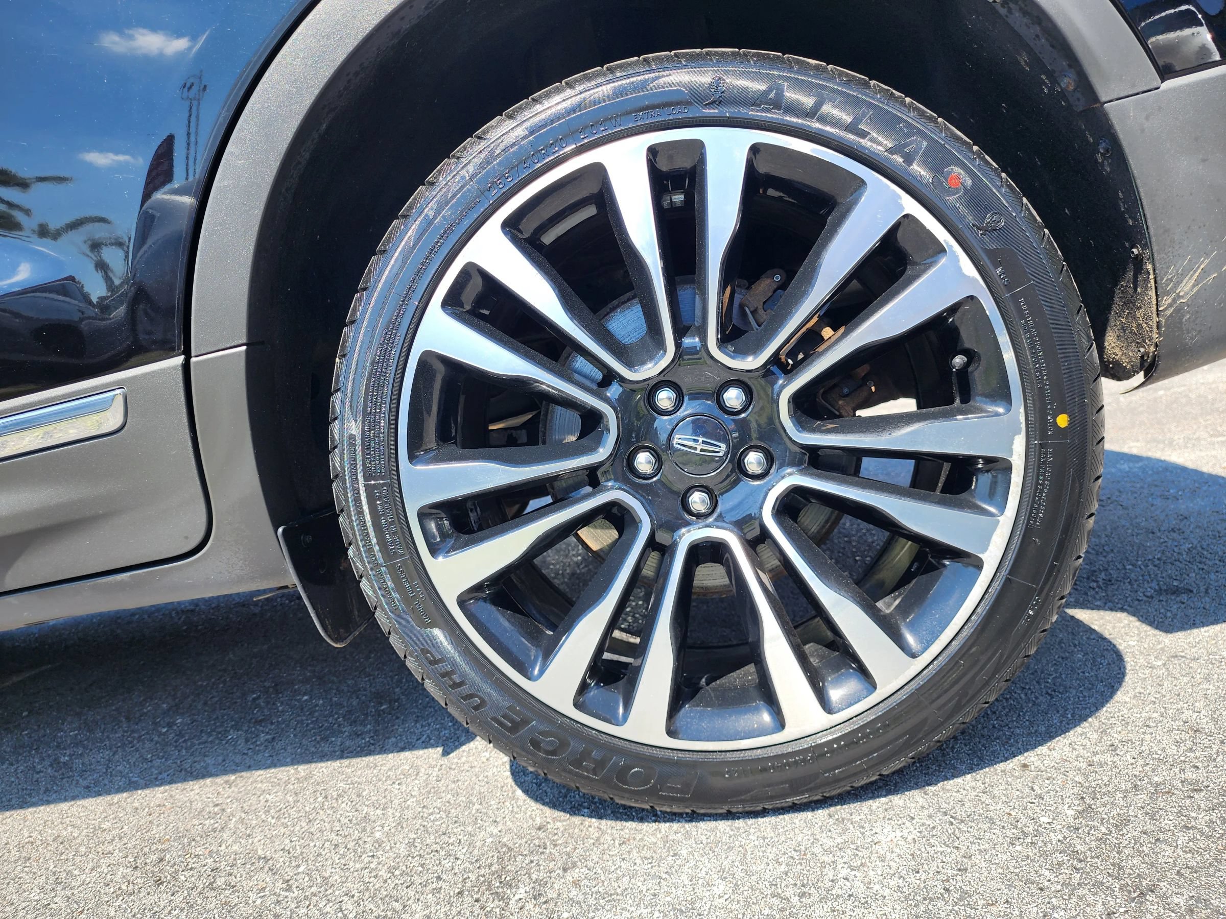 Used 2019 Lincoln MKC Reserve AWD/4WD image 21