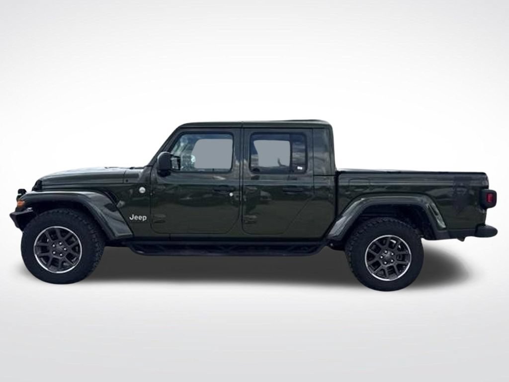 Used 2022 Jeep Gladiator Overland w/ Cold Weather Group AWD/4WD image 11