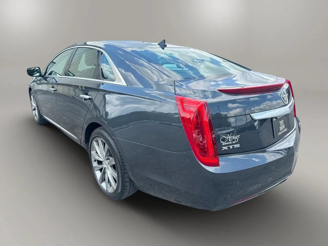Used 2013 Cadillac XTS FWD image 8