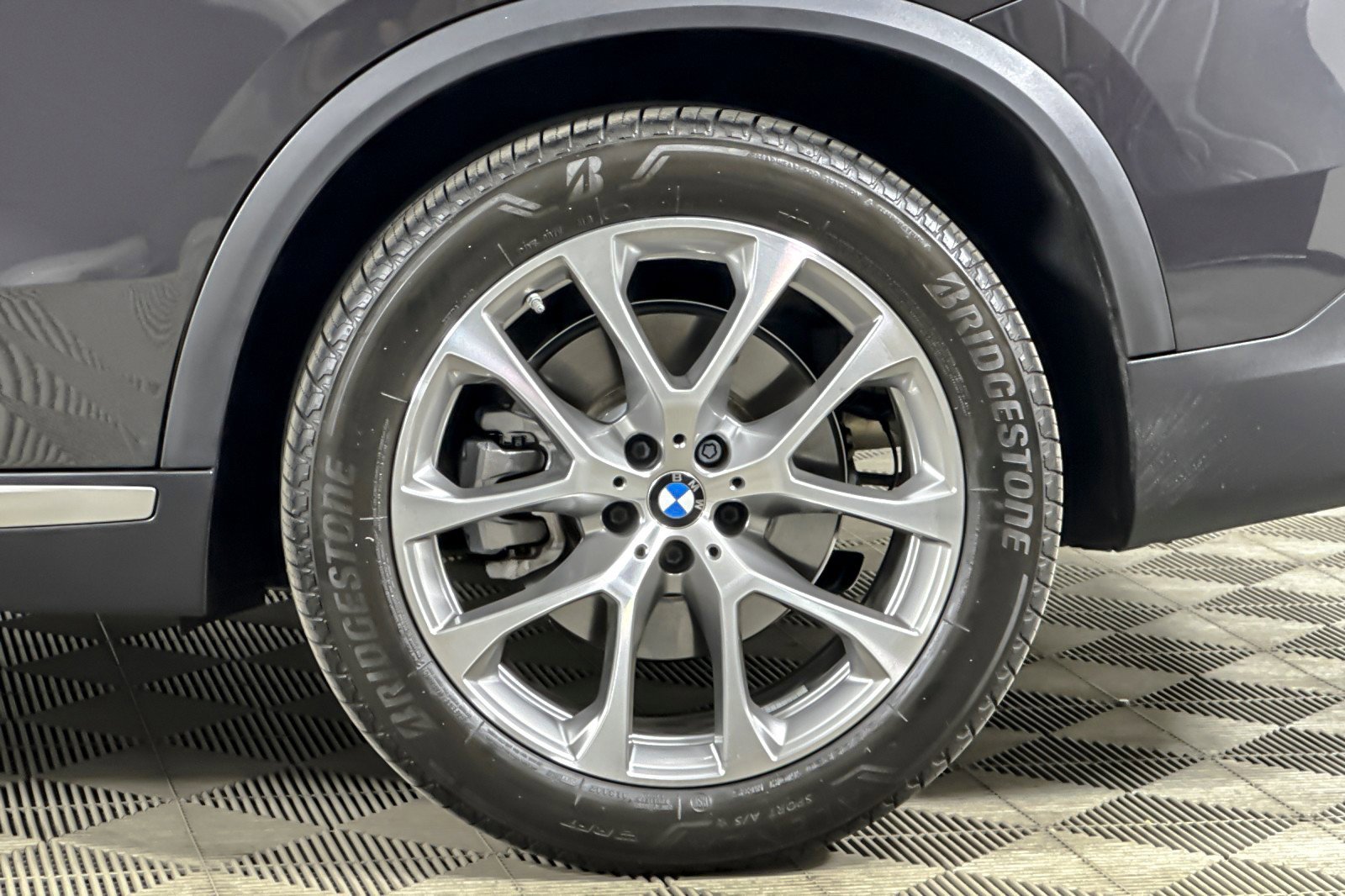 Used 2023 BMW X5 sDrive40i w/ Executive Package image 25