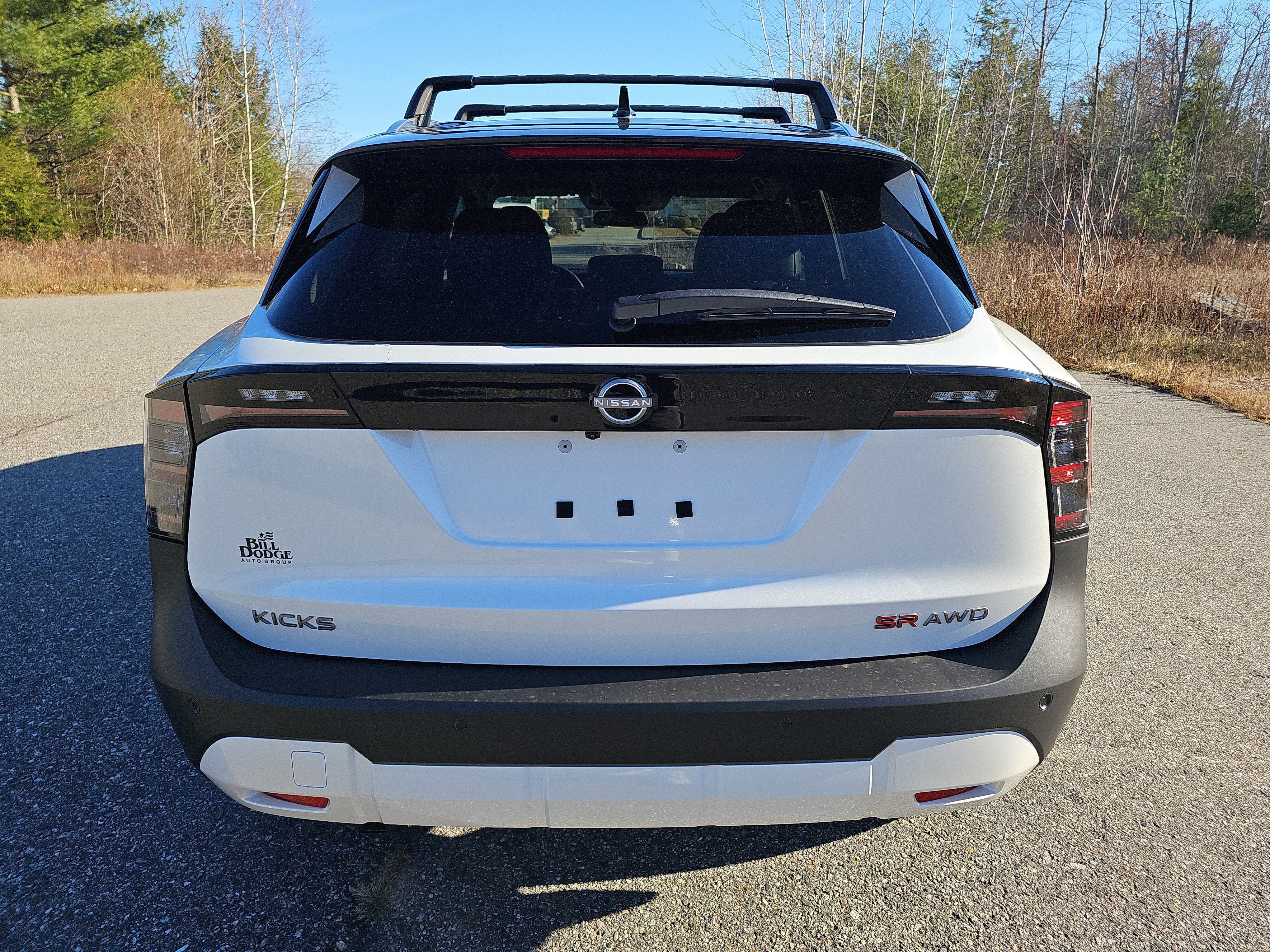 New 2026 Nissan Kicks SR w/ Cold Weather Package AWD/4WD image 6