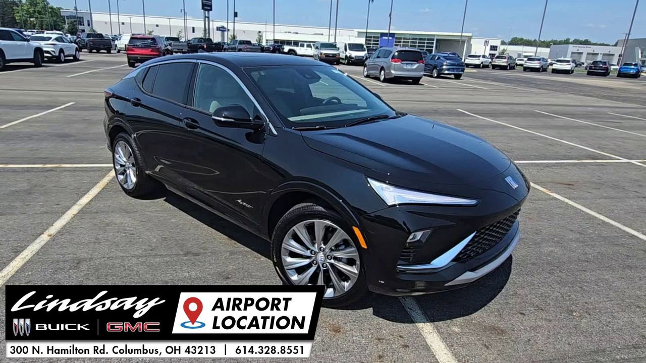 New 2025 Buick Envista Avenir image 2