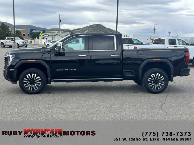 Used 2024 GMC Sierra 3500 Denali Ultimate image 4
