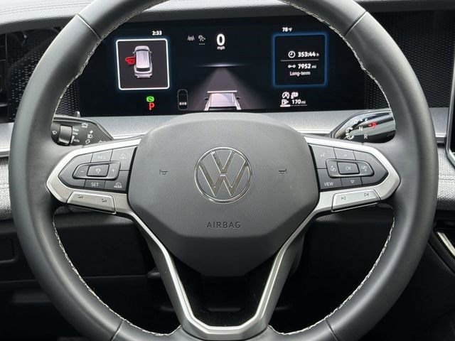 Used 2025 Volkswagen Tiguan S image 9