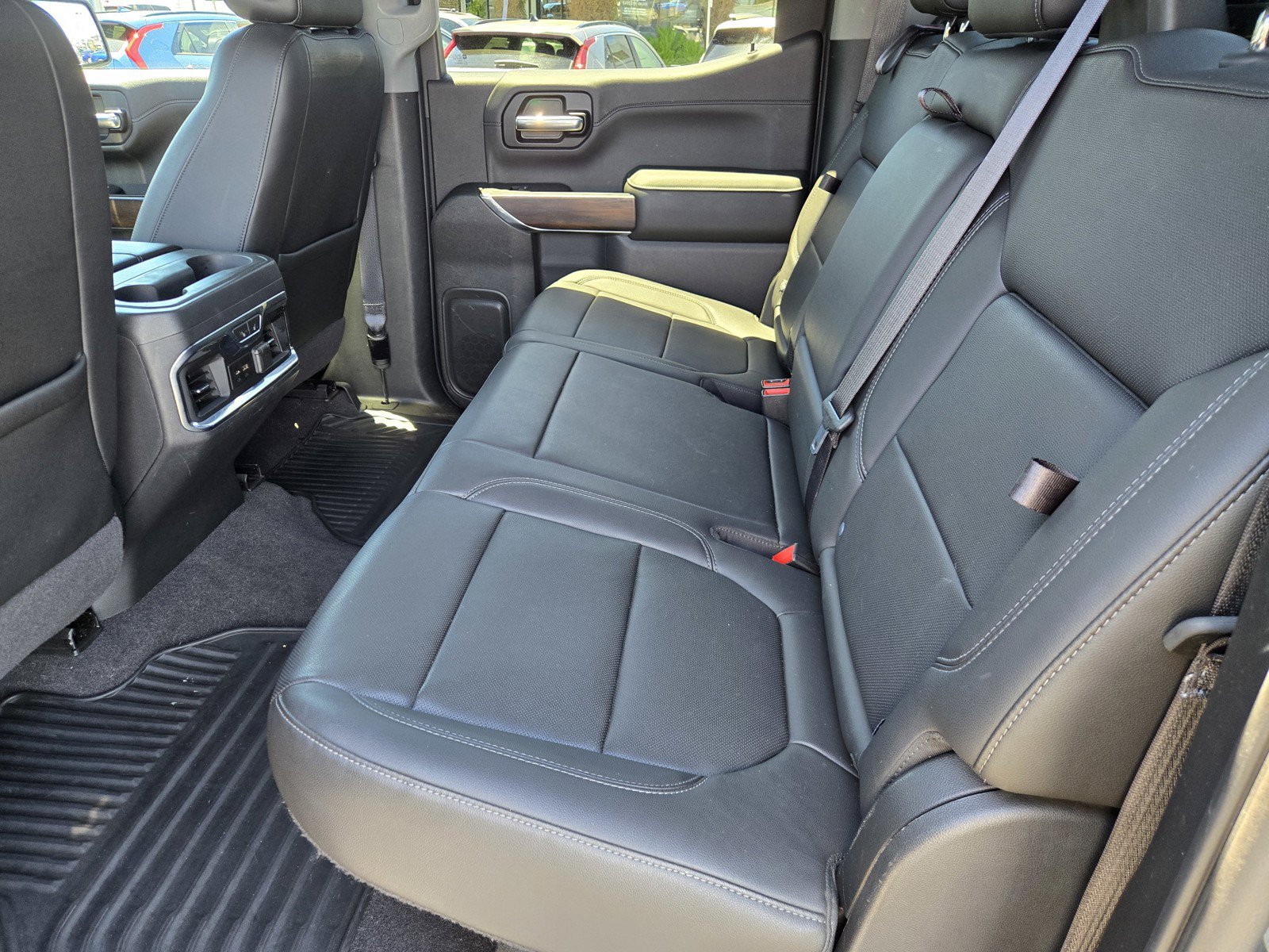 Used 2020 GMC Sierra 1500 SLT w/ SLT Premium Plus Package RWD image 11