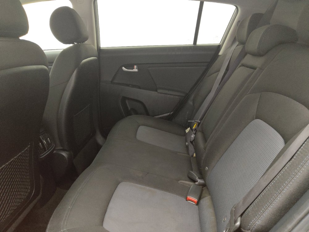 Used 2016 Kia Sportage LX image 18
