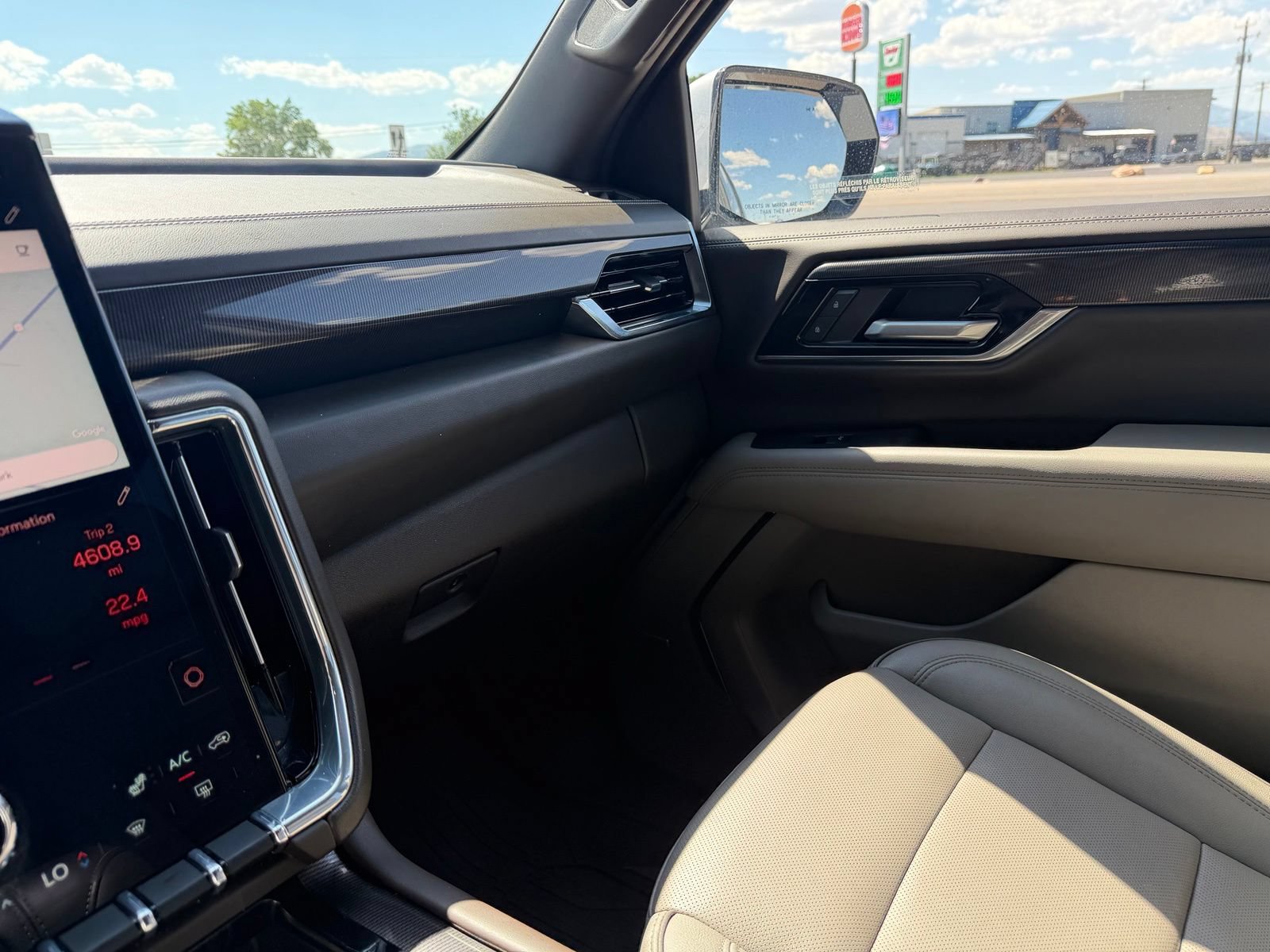 Used 2025 GMC Yukon XL Elevation AWD/4WD image 21