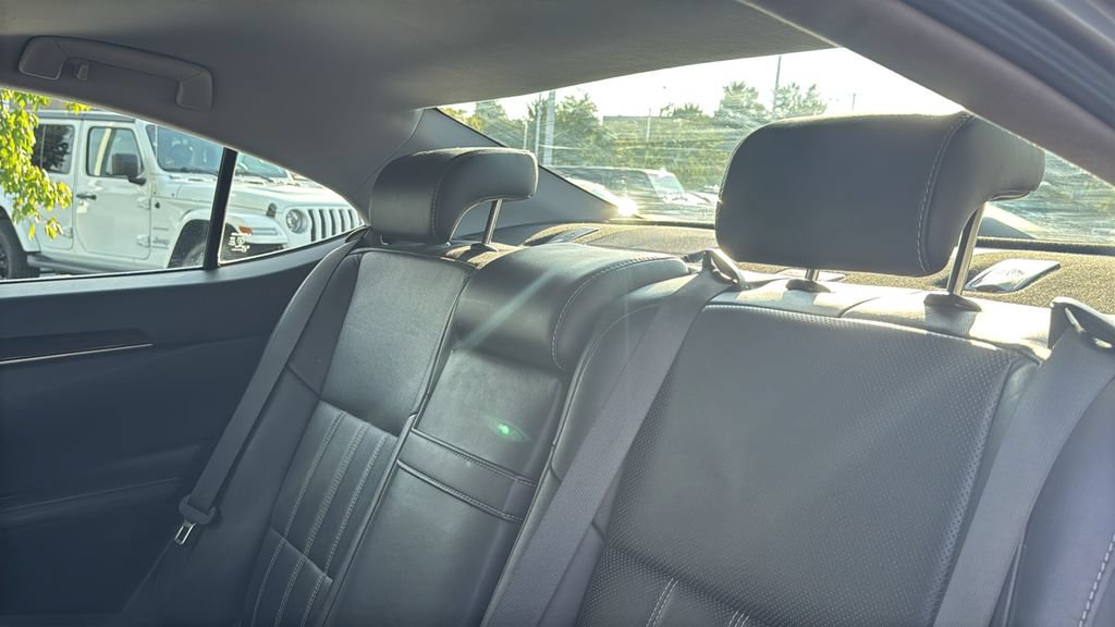 Used 2017 Lexus ES 350 w/ Luxury Package FWD image 27