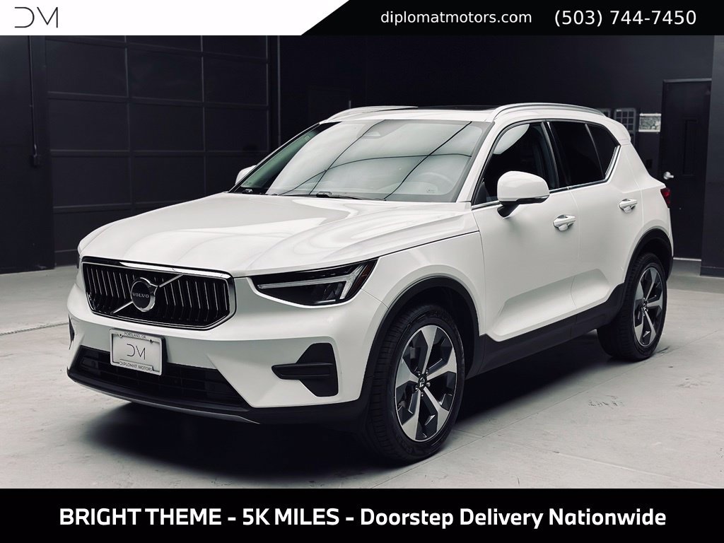 Used 2025 Volvo XC40 B5 Core w/ Protection Package Premier