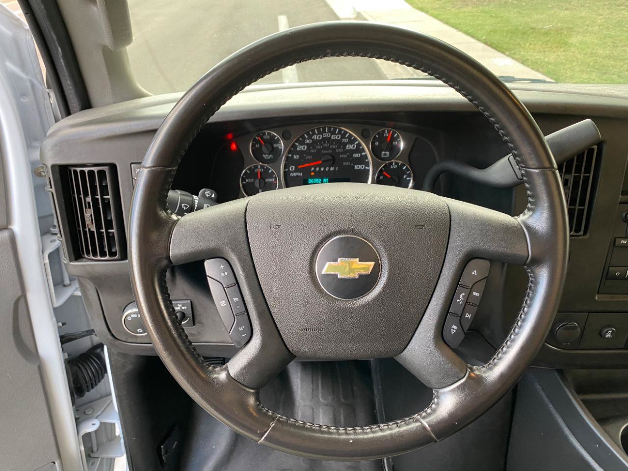 Used 2022 Chevrolet Express 3500 w/ Power Convenience Package RWD image 47