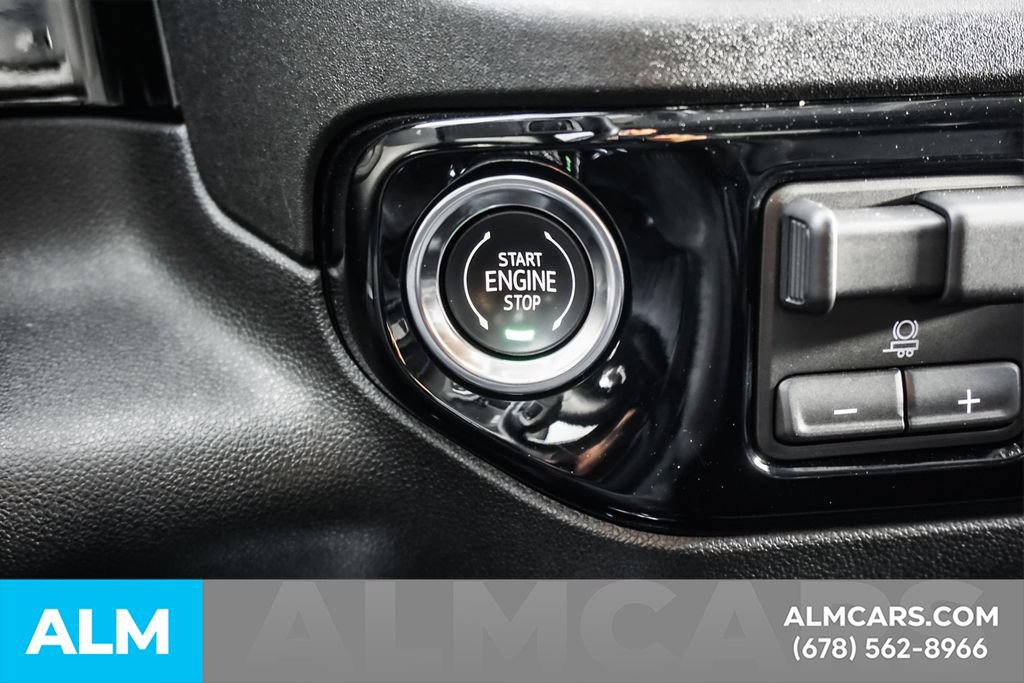 Used 2026 GMC Sierra 1500 SLT AWD/4WD image 26