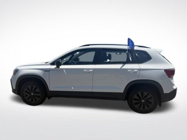 Used 2024 Volkswagen Taos S FWD image 4