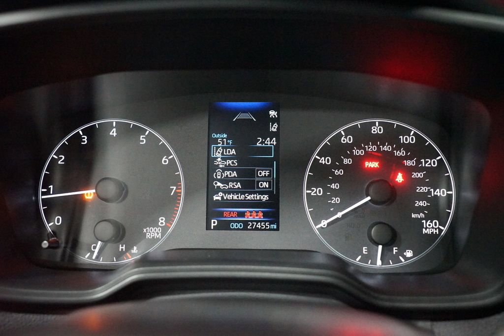 Certified 2025 Toyota Corolla LE image 15