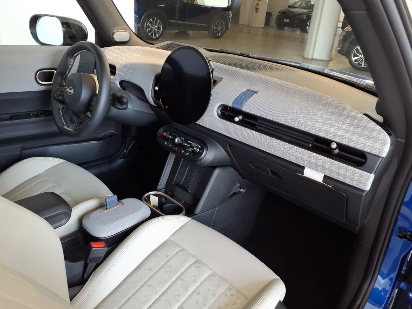 Used 2025 MINI Cooper S FWD image 18