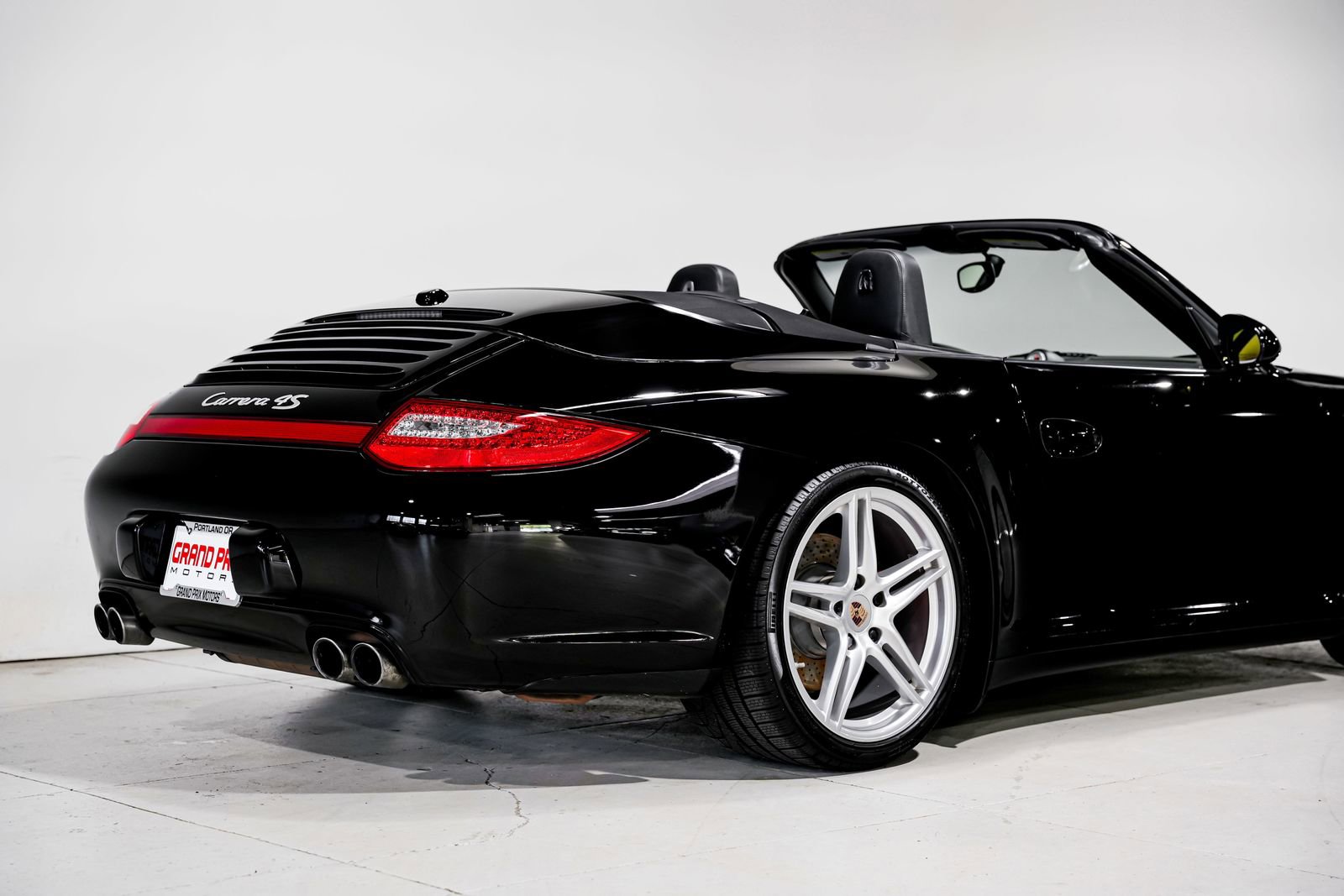 Used 2010 Porsche 911 Carrera 4S AWD/4WD image 34